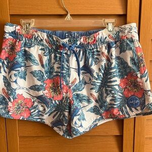 Salt Life Floral Athletic Shorts - Blue and Red